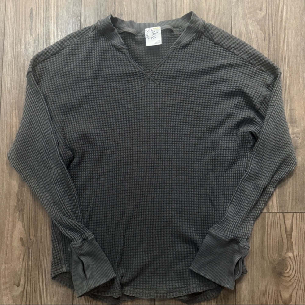 OFFLINE by Aerie Waffle Knit Thumb-Hole Thermal Top Charcoal Gray Medium